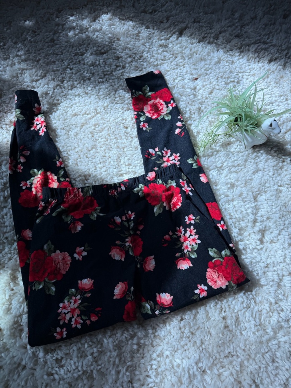 No Boundaries Black Waistband Pink Floral Lounge extra soft leggings - Picture 2 of 5
